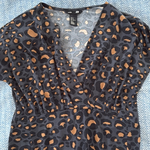 H&M MAMA V-Neck Dress - Picture 1 of 4